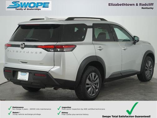 2025 Nissan Pathfinder SV