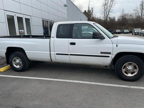 2002 Dodge Ram 2500 Base