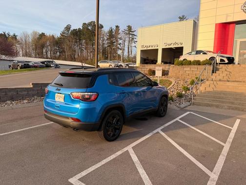 Laser Blue Pearlcoat 2021 Jeep Compass Latitude