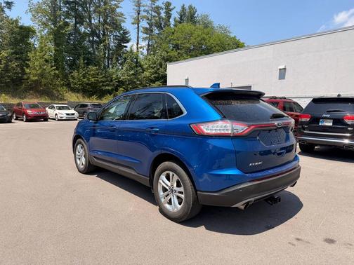 LIGHTNING BLUE METALLIC 2018 Ford Edge SEL