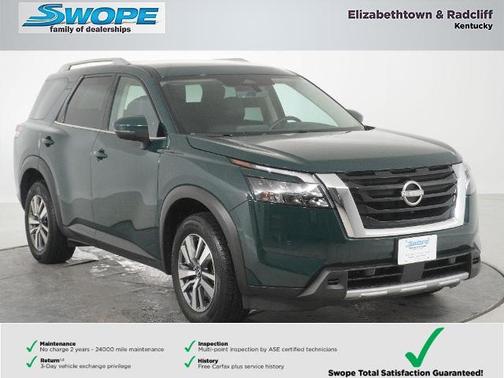 2025 Nissan Pathfinder SL