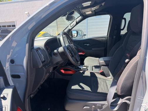 Boulder Gray Pearl 2025 Nissan Frontier PRO-4X