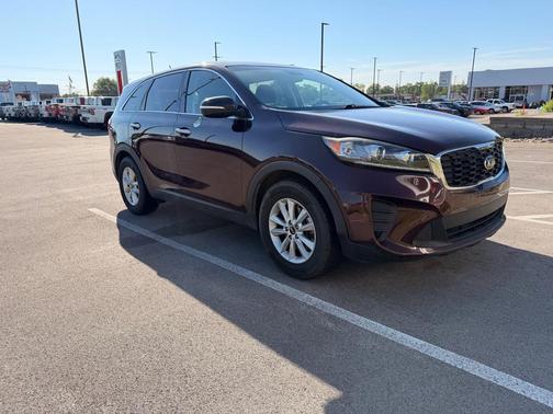 Sangria 2019 Kia Sorento LX