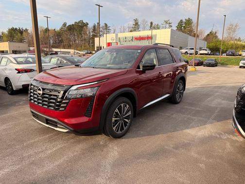 Scarlet Ember Tintcoat 2026 Nissan Pathfinder Platinum