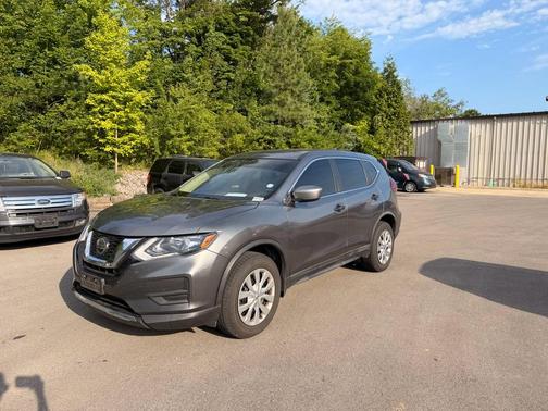 Gun Metallic 2018 Nissan Rogue S
