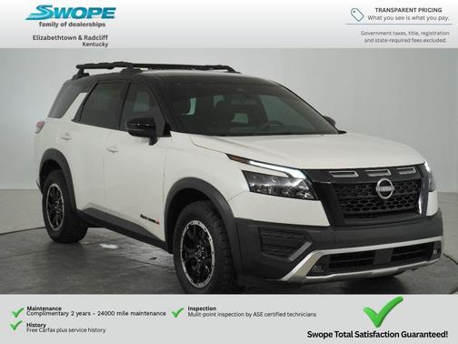 Pearl White Tricoat/Super Black 2023 Nissan Pathfinder Rock Creek