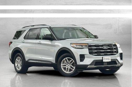 White Metallic 2025 Ford Explorer Active
