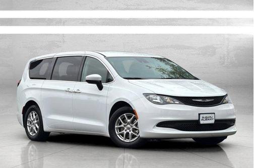 Bright White Clearcoat 2023 Chrysler Voyager LX