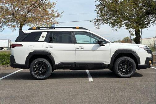 Crystal White Pearl 2026 Subaru Outback Wilderness