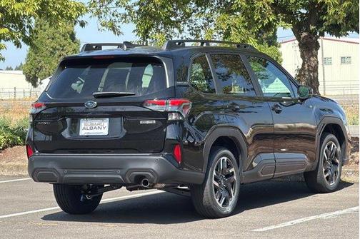 Crystal Black Silica 2026 Subaru Forester Limited