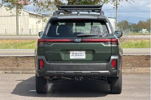 Deep Emerald Green 2026 Subaru Outback Limited