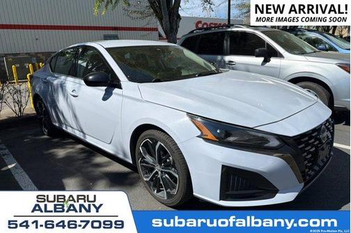 Gray Sky Pearl 2023 Nissan Altima 2.5 SR