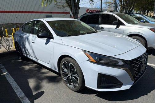 Gray Sky Pearl 2023 Nissan Altima 2.5 SR