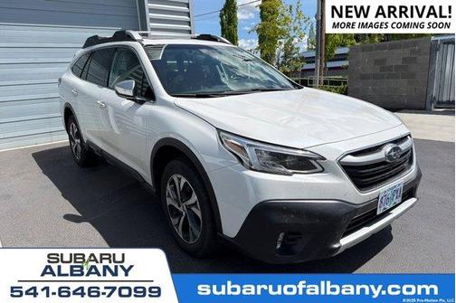 Crystal White Pearl 2020 Subaru Outback Touring