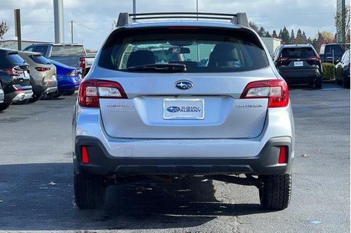 2018 Subaru Outback 2.5i