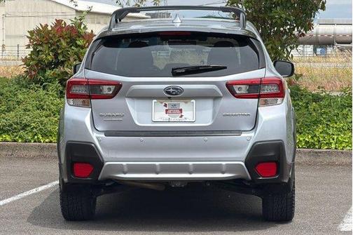 Ice Silver Metallic 2022 Subaru Crosstrek Limited
