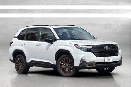Crystal White Pearl 2025 Subaru Forester Hybrid Sport
