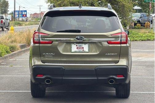 Autumn Green Metallic 2023 Subaru Ascent Premium 8-Passenger