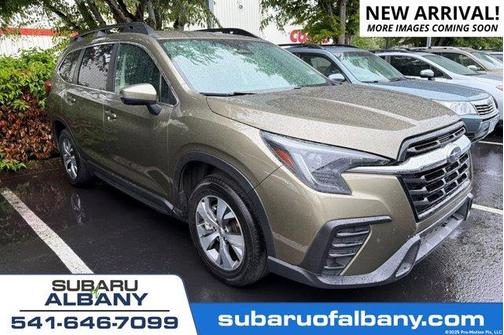 Autumn Green Metallic 2023 Subaru Ascent Premium 8-Passenger