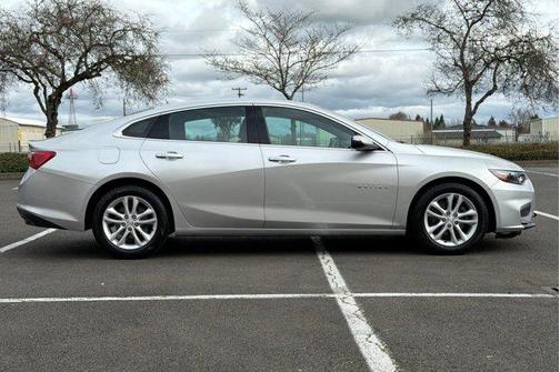 2017 Chevrolet Malibu 1LT