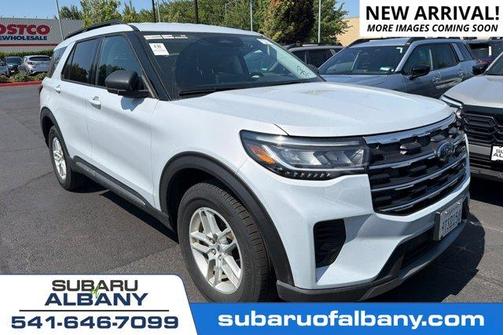 White Metallic 2025 Ford Explorer Active