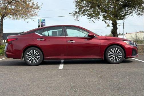 Scarlet Ember 2023 Nissan Altima 2.5 SV