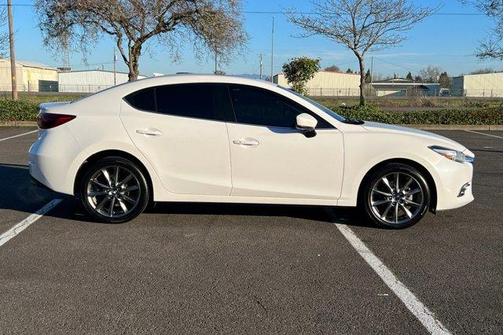 2018 Mazda Mazda3 Grand Touring