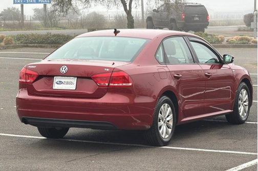 2015 Volkswagen Passat 
