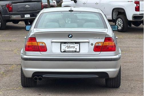 Titanium Silver Metallic 2005 BMW 330 i