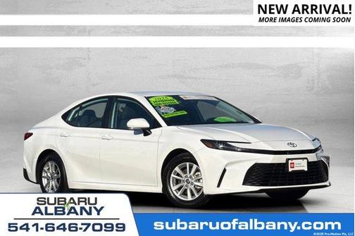 Ice 2025 Toyota Camry LE