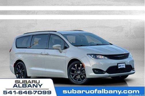 2020 Chrysler Pacifica Touring-L Plus