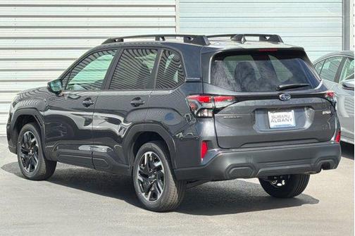Magnetite Gray Metallic 2026 Subaru Forester Premium