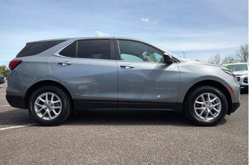 Sterling Gray Metallic 2024 Chevrolet Equinox LT