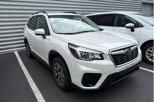 Crystal White Pearl 2020 Subaru Forester Premium