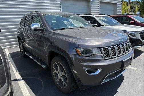 Granite Crystal Clearcoat Metallic 2019 Jeep Grand Cherokee Limited