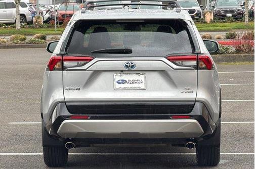 2024 Toyota RAV4 Hybrid SE