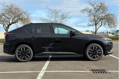 2026 Subaru Solterra Premium