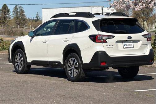 Crystal White Pearl 2025 Subaru Outback Premium