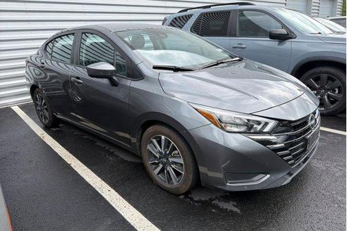 Gun Metallic 2025 Nissan Versa 1.6 SV