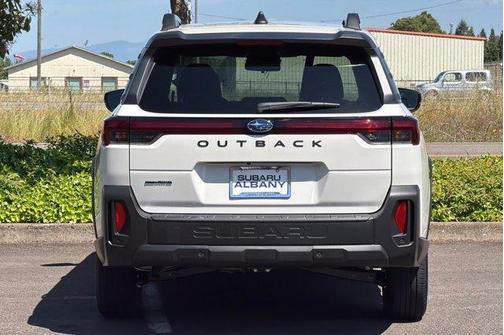 Crystal White Pearl 2026 Subaru Outback Premium
