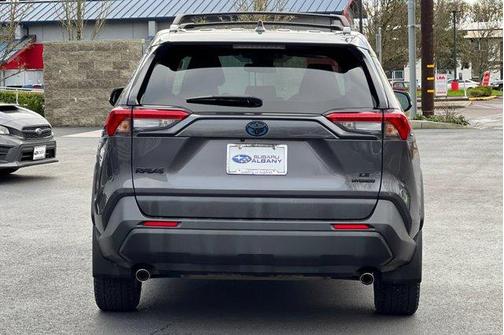 2022 Toyota RAV4 Hybrid LE