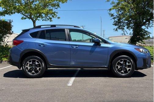 Quartz Blue Pearl 2019 Subaru Crosstrek 2.0i Premium
