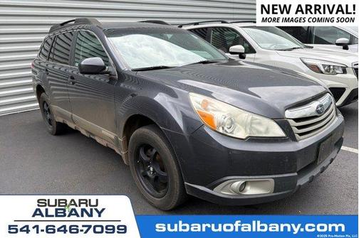 Graphite Gray Metallic 2011 Subaru Outback 2.5i Premium
