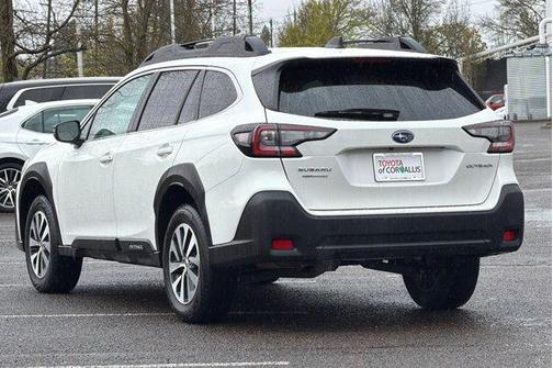 Crystal White Pearl 2025 Subaru Outback Premium