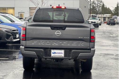 2024 Nissan Frontier SV