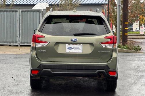 2020 Subaru Forester Premium
