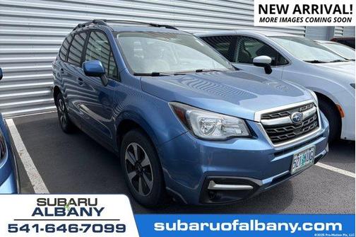 Quartz Blue Pearl 2017 Subaru Forester 2.5i Premium