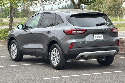 Carbonized Gray Metallic 2025 Ford Escape Active