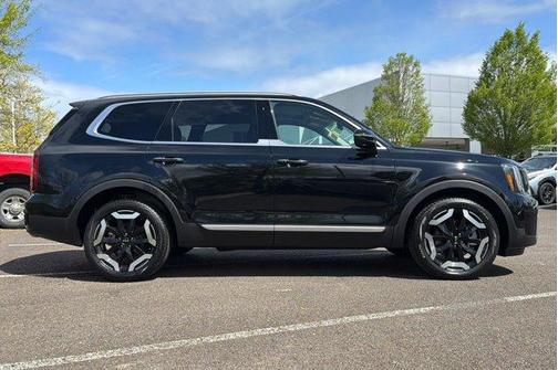 Ebony Black 2025 Kia Telluride S