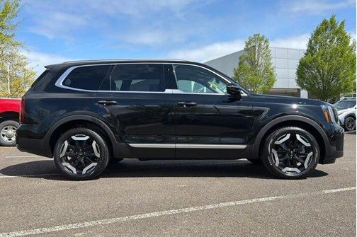 Ebony Black 2025 Kia Telluride S